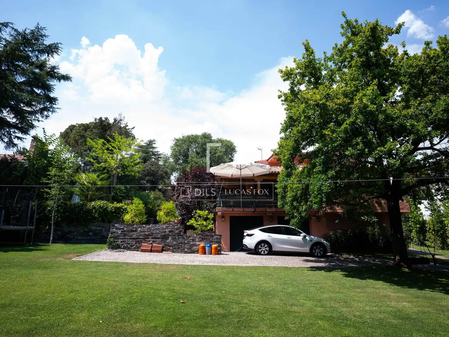 Houses for rent in Madrid  with Air Conditioner, Heating and Private garden