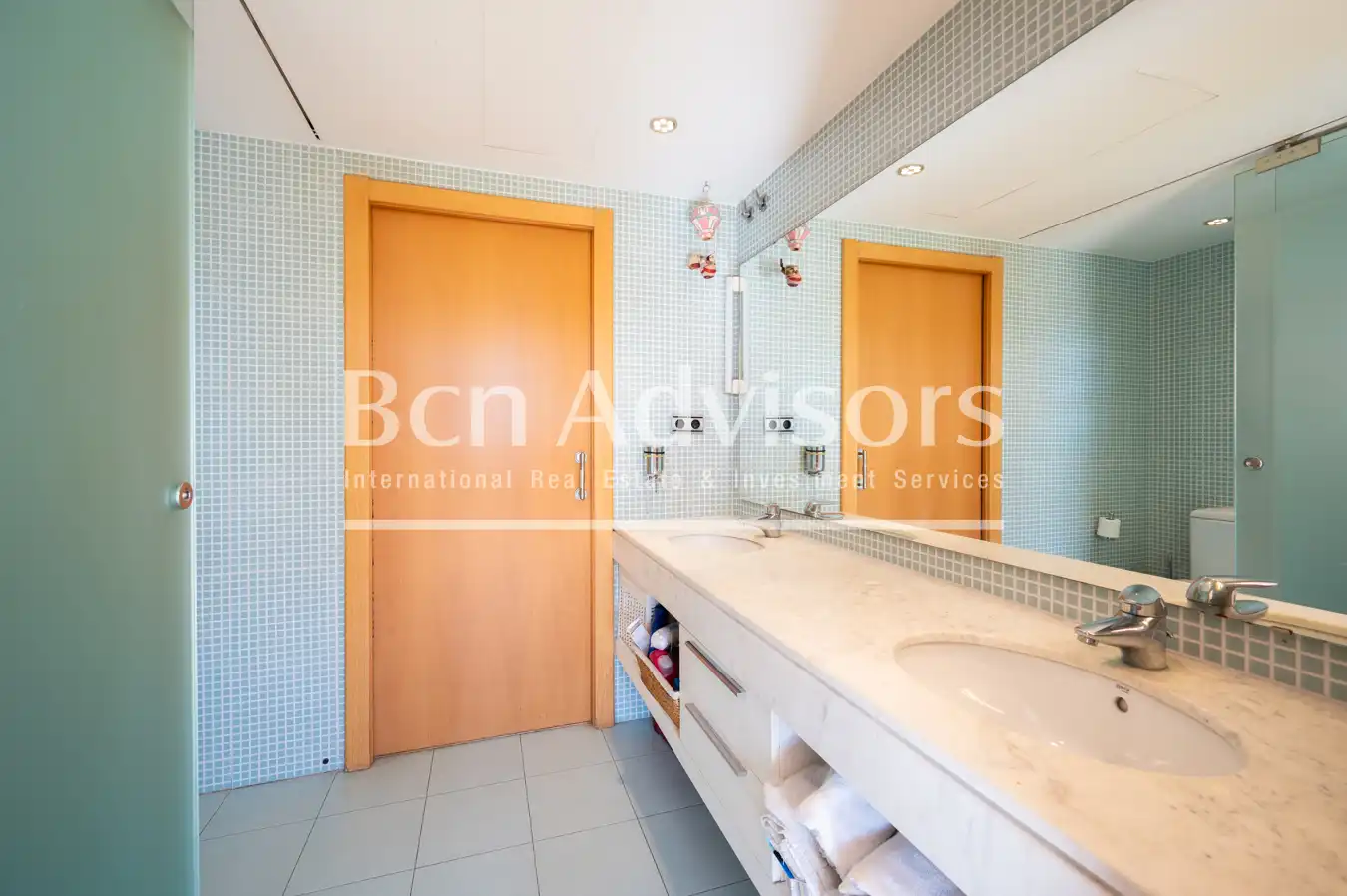 Baño de Casa o chalet en venta en Barcelona con Aire acondicionado, Calefacción y Jardín privado