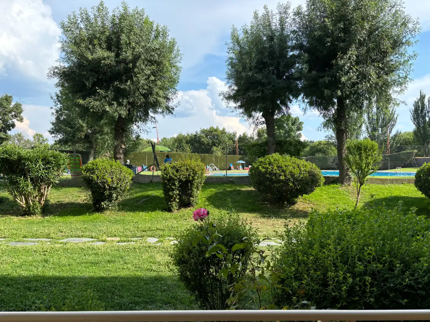 Jardí de Pis en venda en El Escorial amb Calefacció, Terrassa i Traster