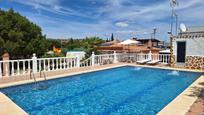 Piscina de Casa o xalet en venda en Elche / Elx amb Aire condicionat, Calefacció i Terrassa