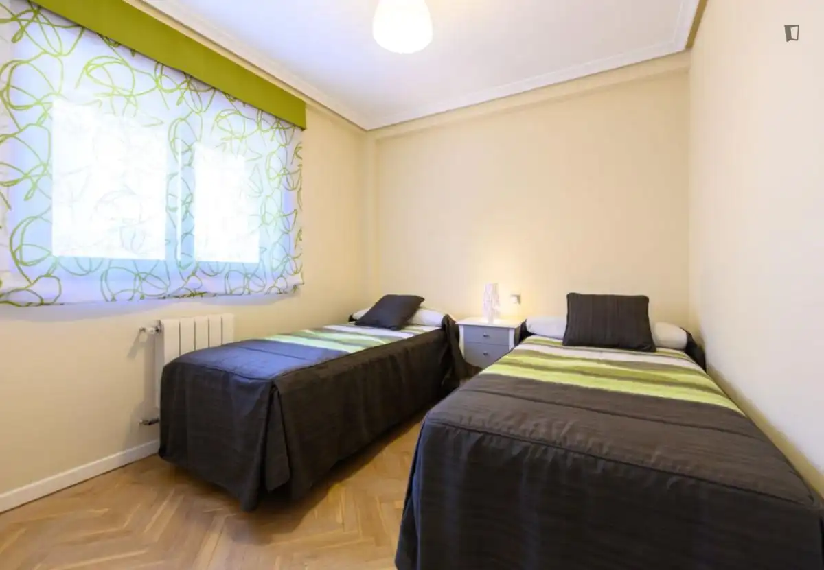 Bedroom of Apartments for rent in Madrid  with Air Conditioner, Heating and Furnished