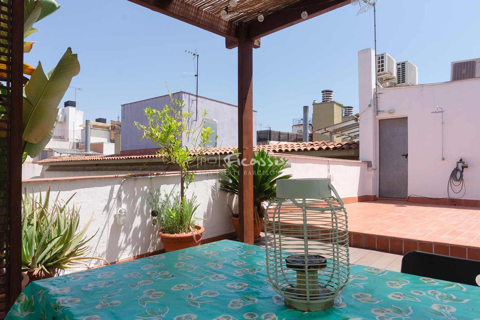 Terrace of Attic to rent in  Barcelona Capital  with Air Conditioner, Heating and Parquet flooring