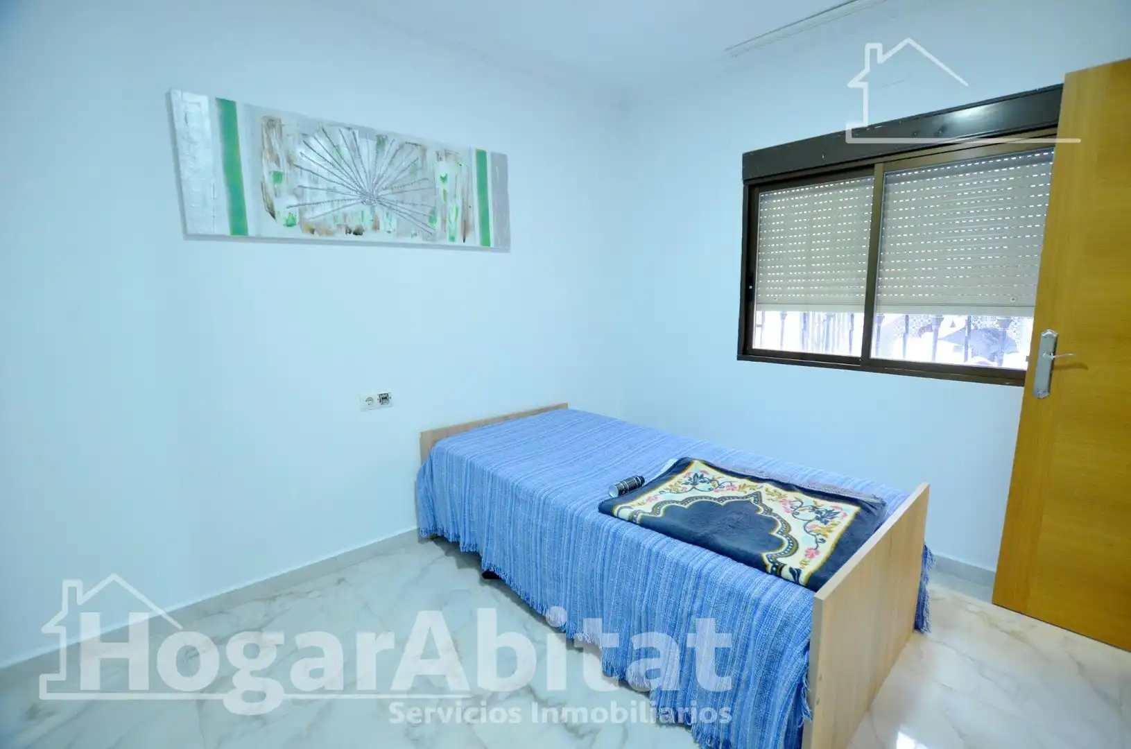 Dormitori de Casa adosada en venda en Alicante / Alacant amb Aire condicionat, Jardí privat i Terrassa