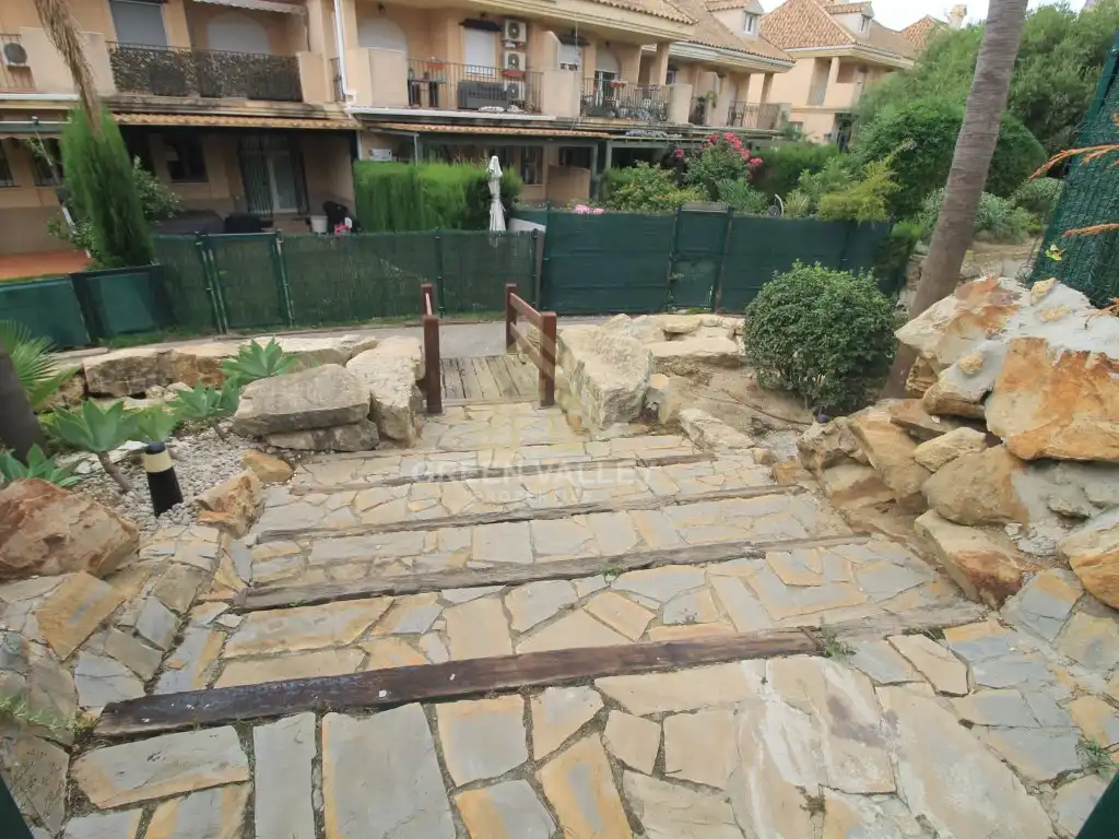 Casa aparellada en venda a Avenida de la Hacienda, imagen 18