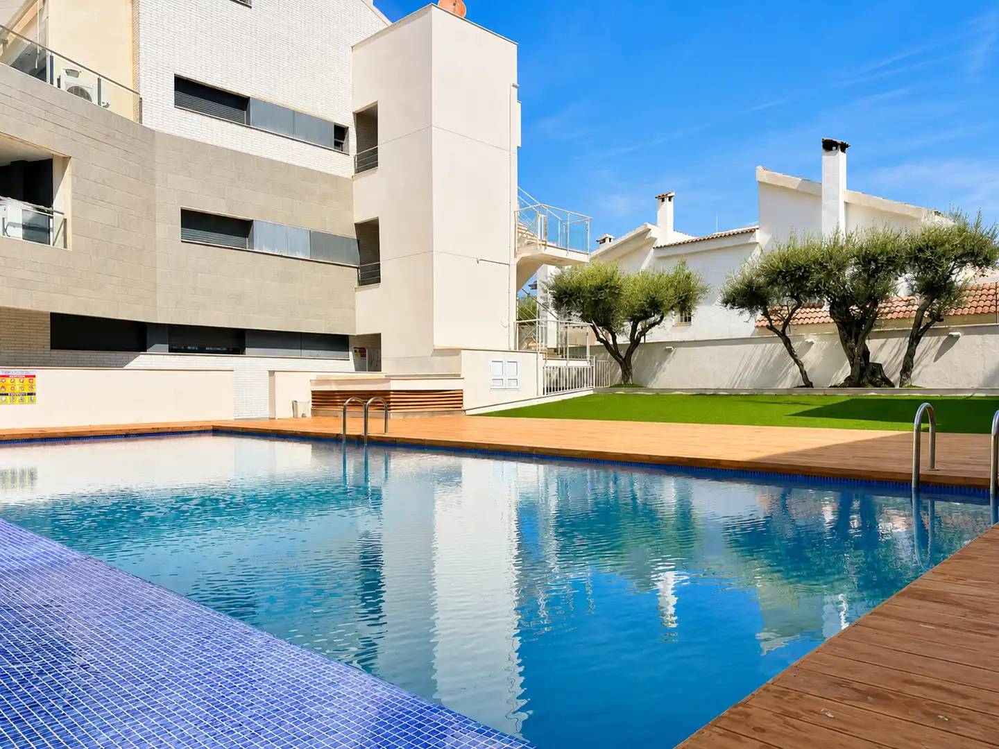Swimming pool of Apartments for sale in Les Salines