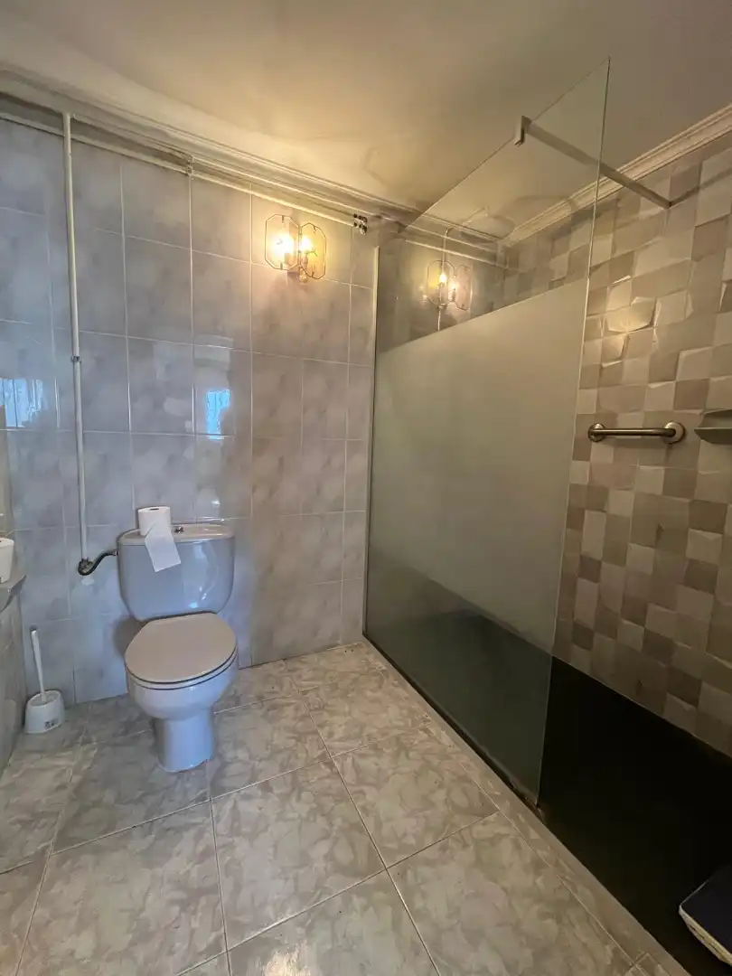 Bany de Casa o xalet en venda en Vélez-Málaga amb Jardí privat i Terrassa