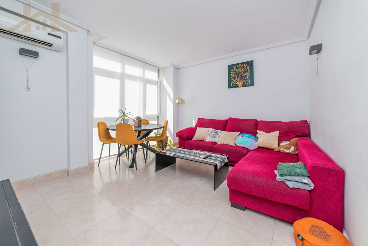 Living room of Flat for sale in Colmenar Viejo  with Air Conditioner, Heating and Parquet flooring