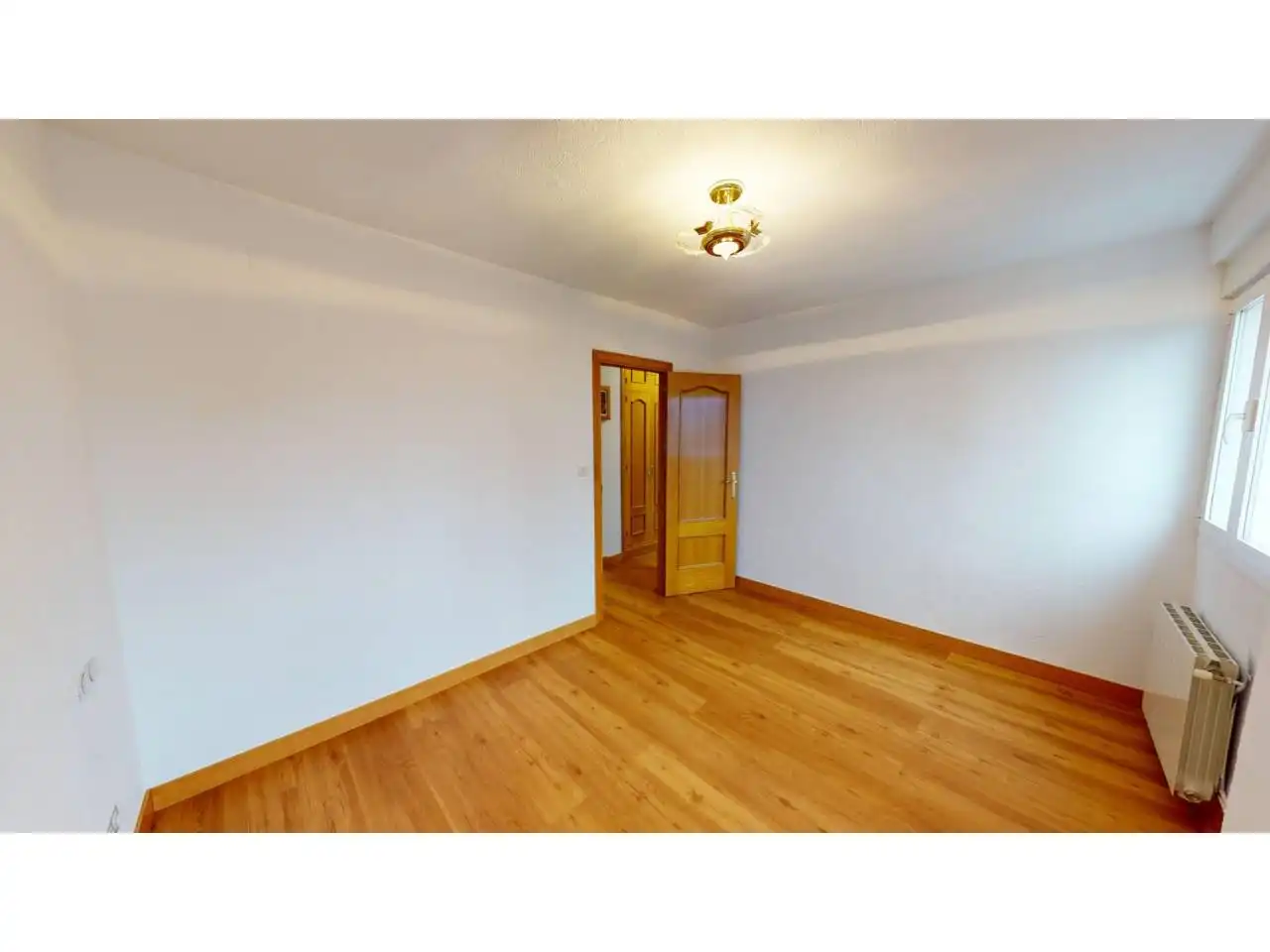 Bedroom of Flat for rent in Madrid  with Air Conditioner, Heating and Terrace