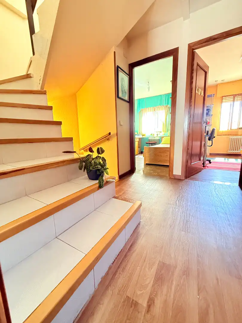 Casa adosada en venta en San Sebastián de los Reyes con Aire acondicionado, Calefacción y Jardín privado