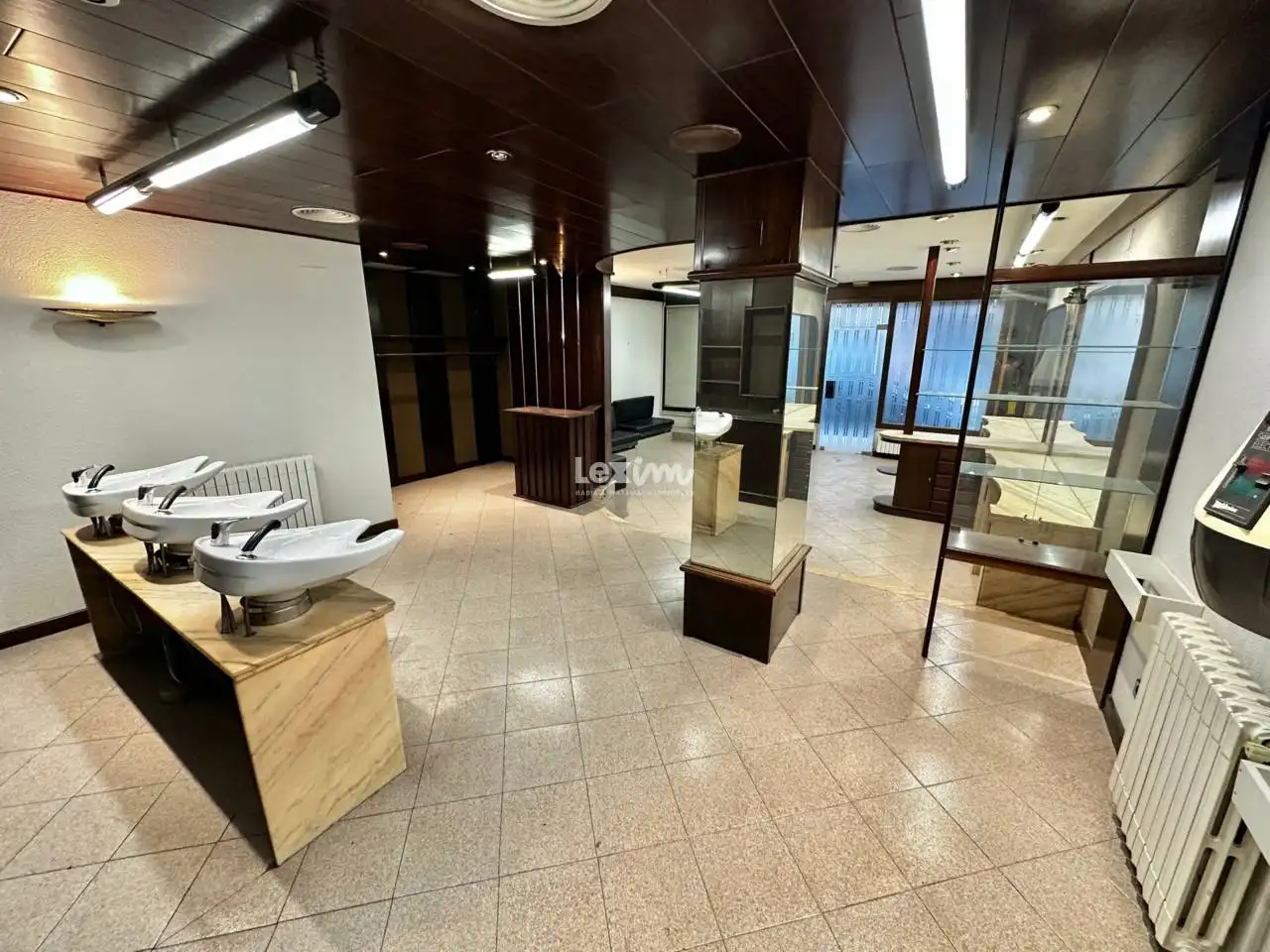 Local comercial en venda a Cintaires, imagen 5