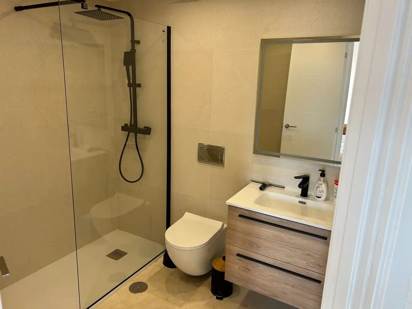 Baño de Piso de alquiler en Altea con Aire acondicionado, Terraza y Amueblado