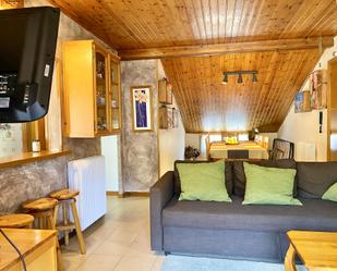Sala d'estar de Pis en venda en Bagà amb Terrassa