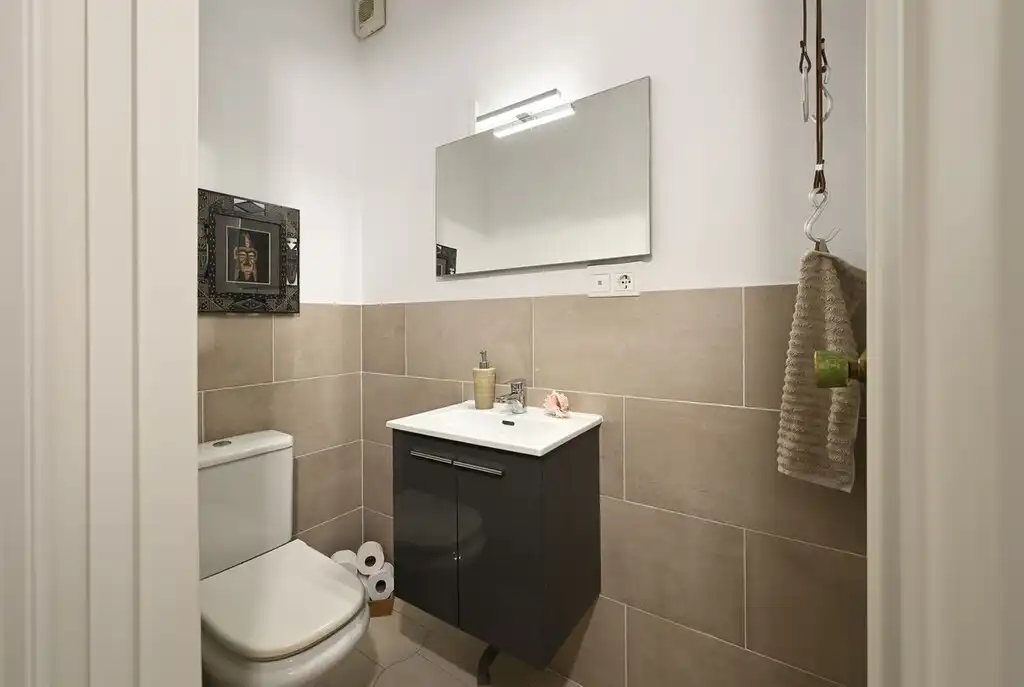 Bany de Casa o xalet en venda en Benalmádena amb Aire condicionat, Jardí privat i Terrassa