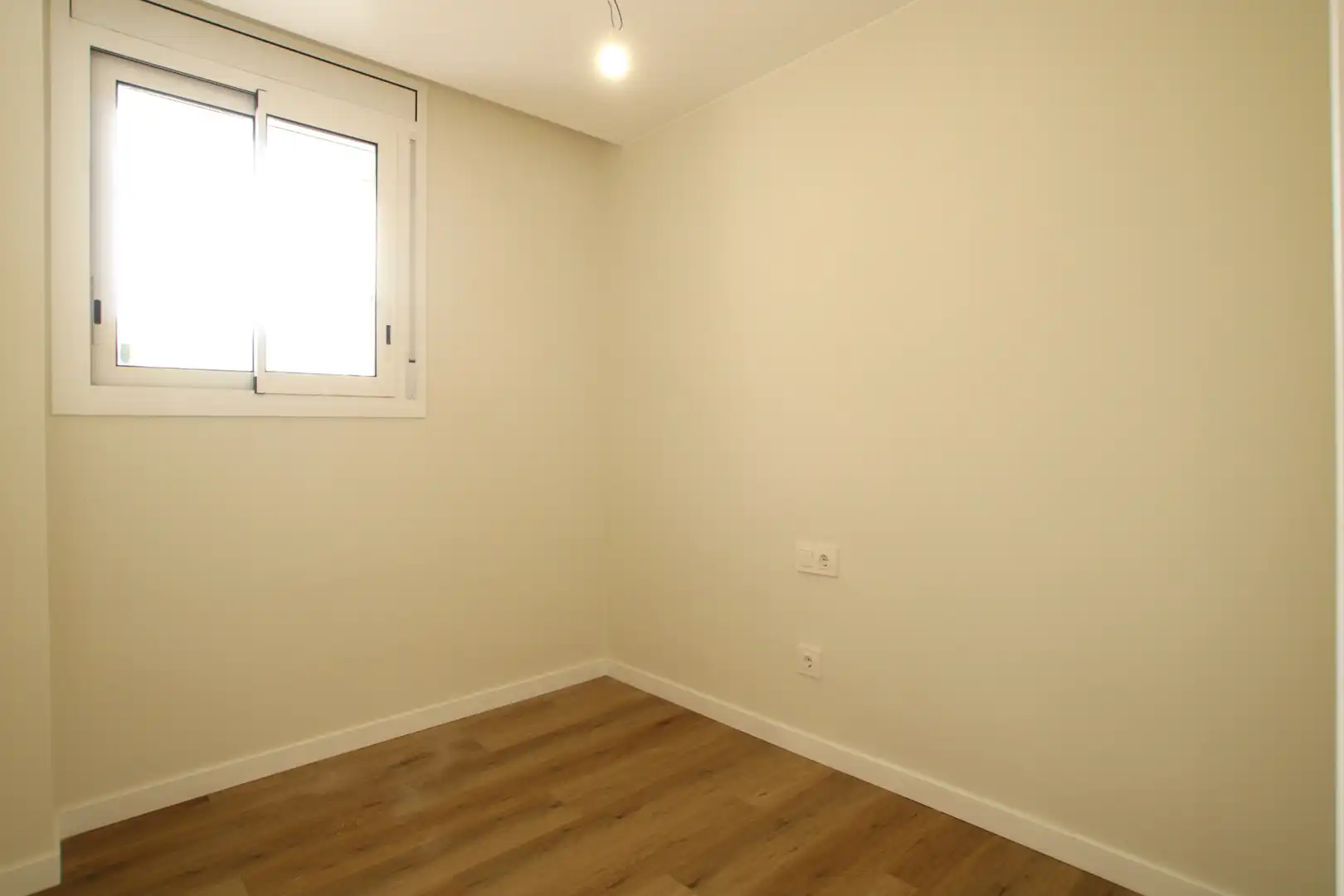 Schlafzimmer von Wohnung zum Verkauf in Argentona mit Klimaanlage, Parkett und Balkon