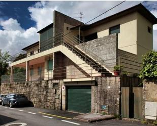Exterior view of Single-family semi-detached for sale in Nigrán  with Air Conditioner, Private garden and Terrace