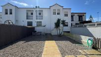 Vista exterior de Casa o xalet en venda en Sanlúcar de Barrameda amb Jardí privat, Terrassa i Traster