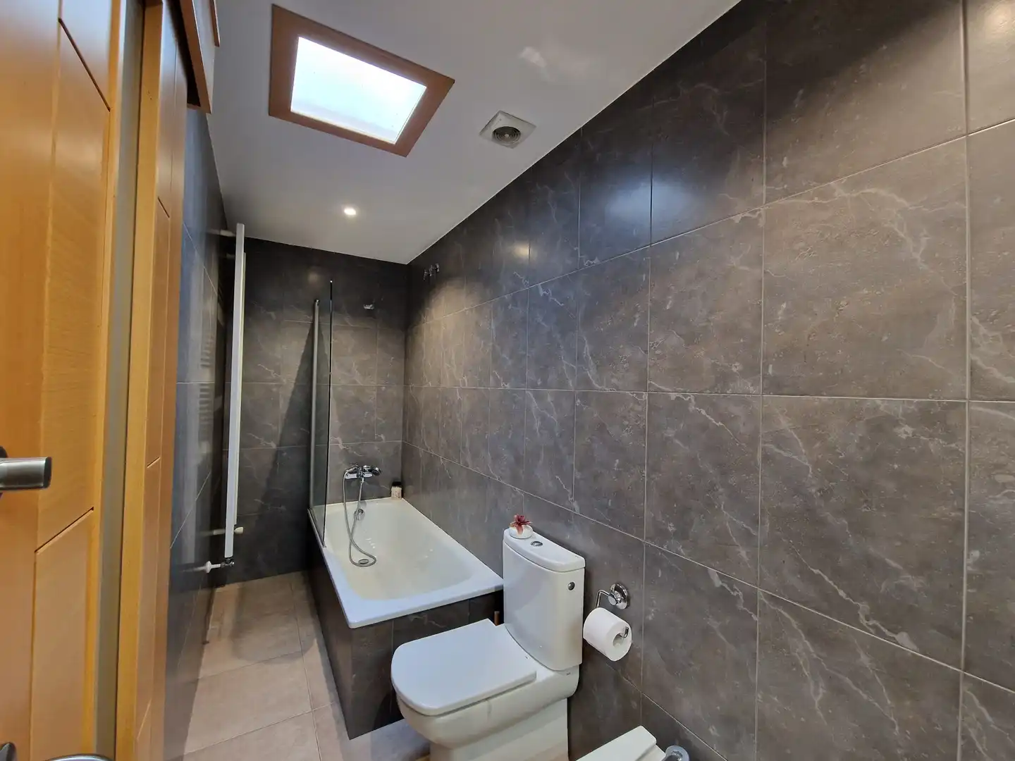 Baño de Finca rústica en venta en Cassà de la Selva con Aire acondicionado, Calefacción y Terraza
