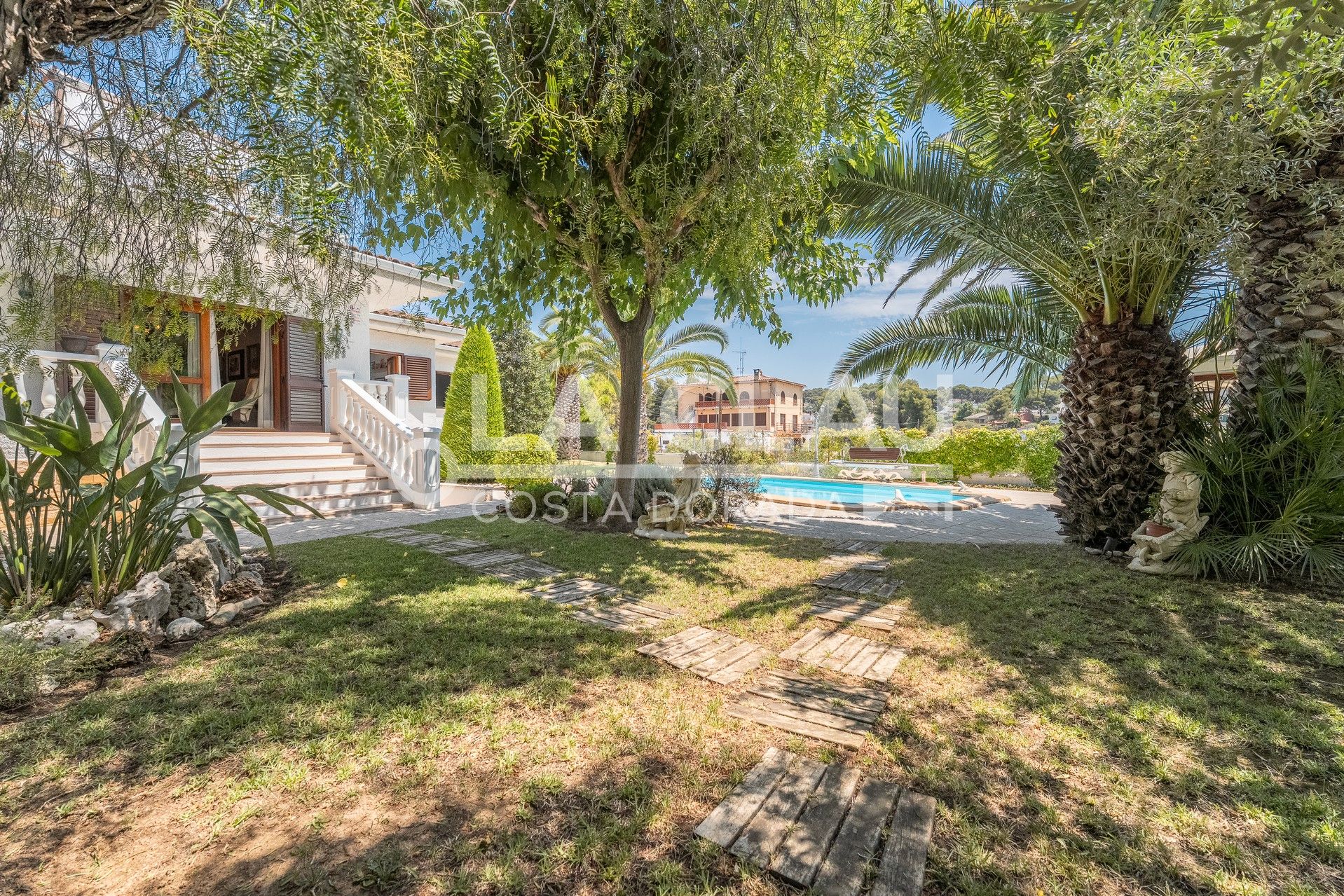 Vista exterior de Casa o xalet en venda en  Tarragona Capital amb Aire condicionat, Calefacció i Jardí privat