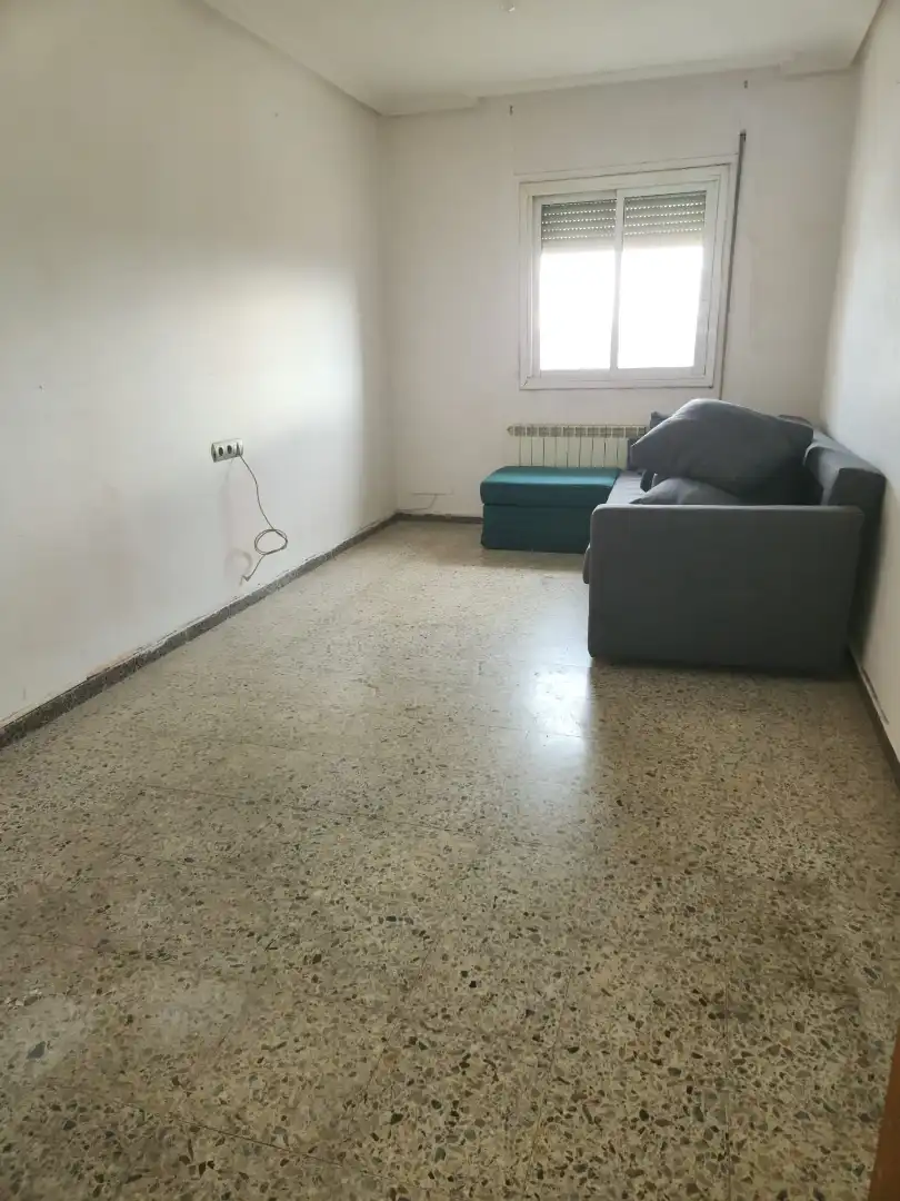 Sala de estar de Piso en venta en  Zaragoza Capital con Calefacción