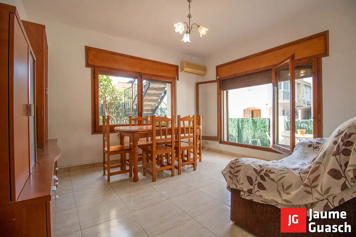 Living room of Ground floor for sale in Sant Jordi