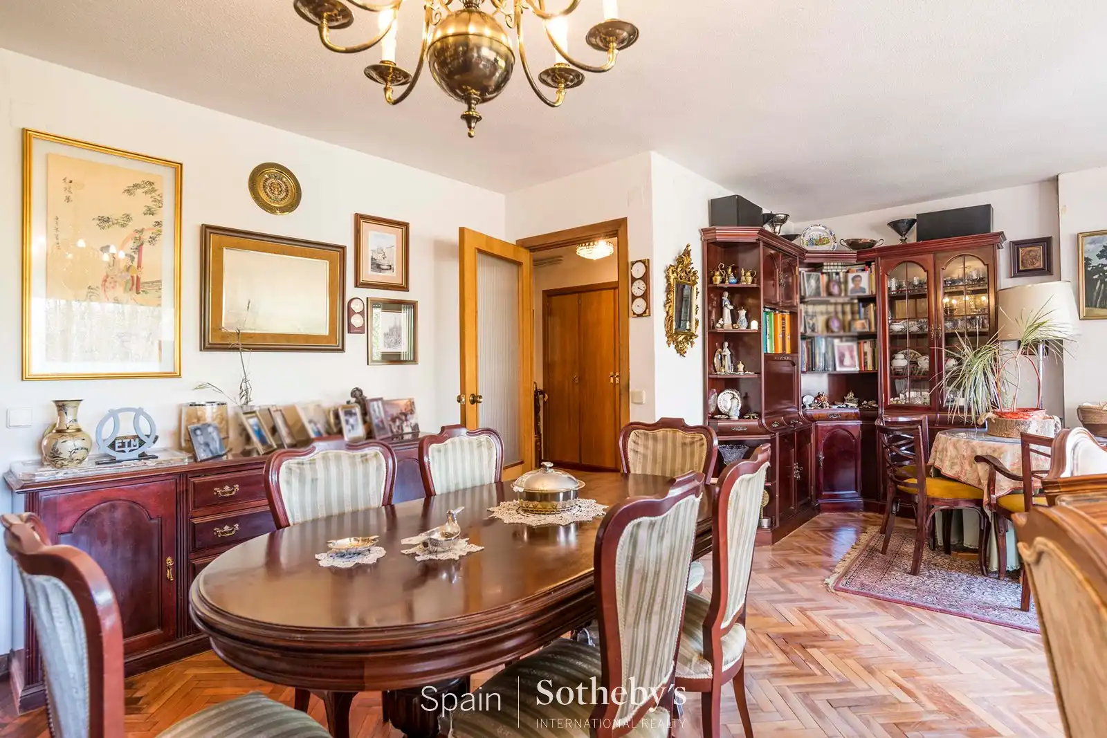 Menjador de Apartament en venda en Madrid amb Aire condicionat, Calefacció i Terrassa