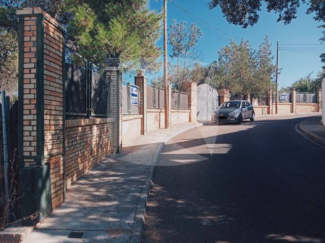 Terreno residencial en Venta en Calle Luis Alvarez Cervera en Carretera de Sevilla - Los Montitos