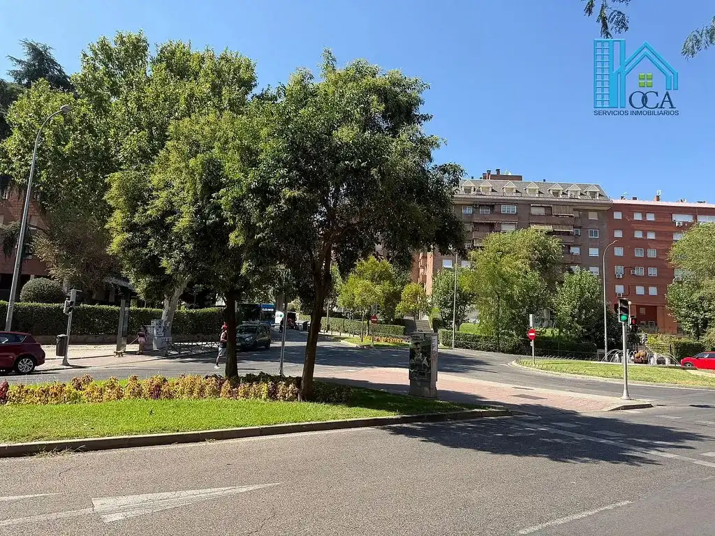 Vista exterior de Piso en venta en Madrid con Aire acondicionado, Terraza y Amueblado