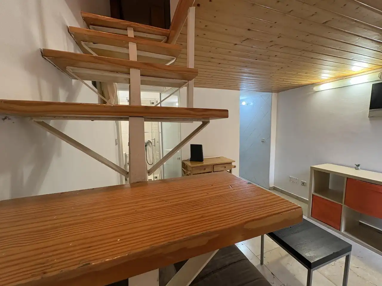 Duplexes for rent in Madrid  with Air Conditioner and Furnished