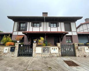 Exterior view of Single-family semi-detached for sale in Elgeta  with Private garden, Terrace and Storage room