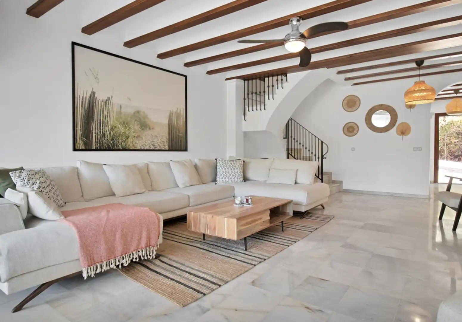 Sala de estar de Casa adosada en venta en Marbella con Aire acondicionado, Jardín privado y Terraza
