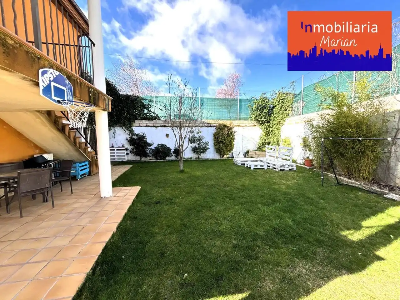 Jardí de Casa o xalet en venda en Fuentelcésped amb Calefacció, Jardí privat i Terrassa