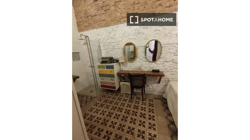 Bedroom of Flat for rent in Valencia  with Air Conditioner, Heating and Furnished