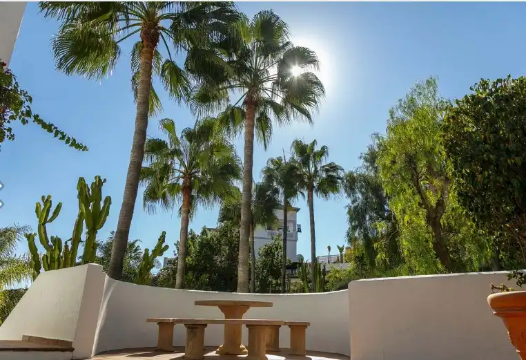 Garten von Wohnung zum Verkauf in Marbella mit Klimaanlage, Heizung und Privatgarten