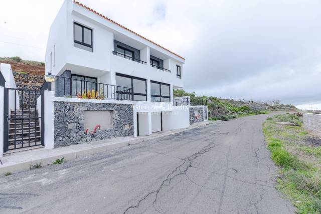 Casa adosada en Venta en Real en Vilaflor de Chasna