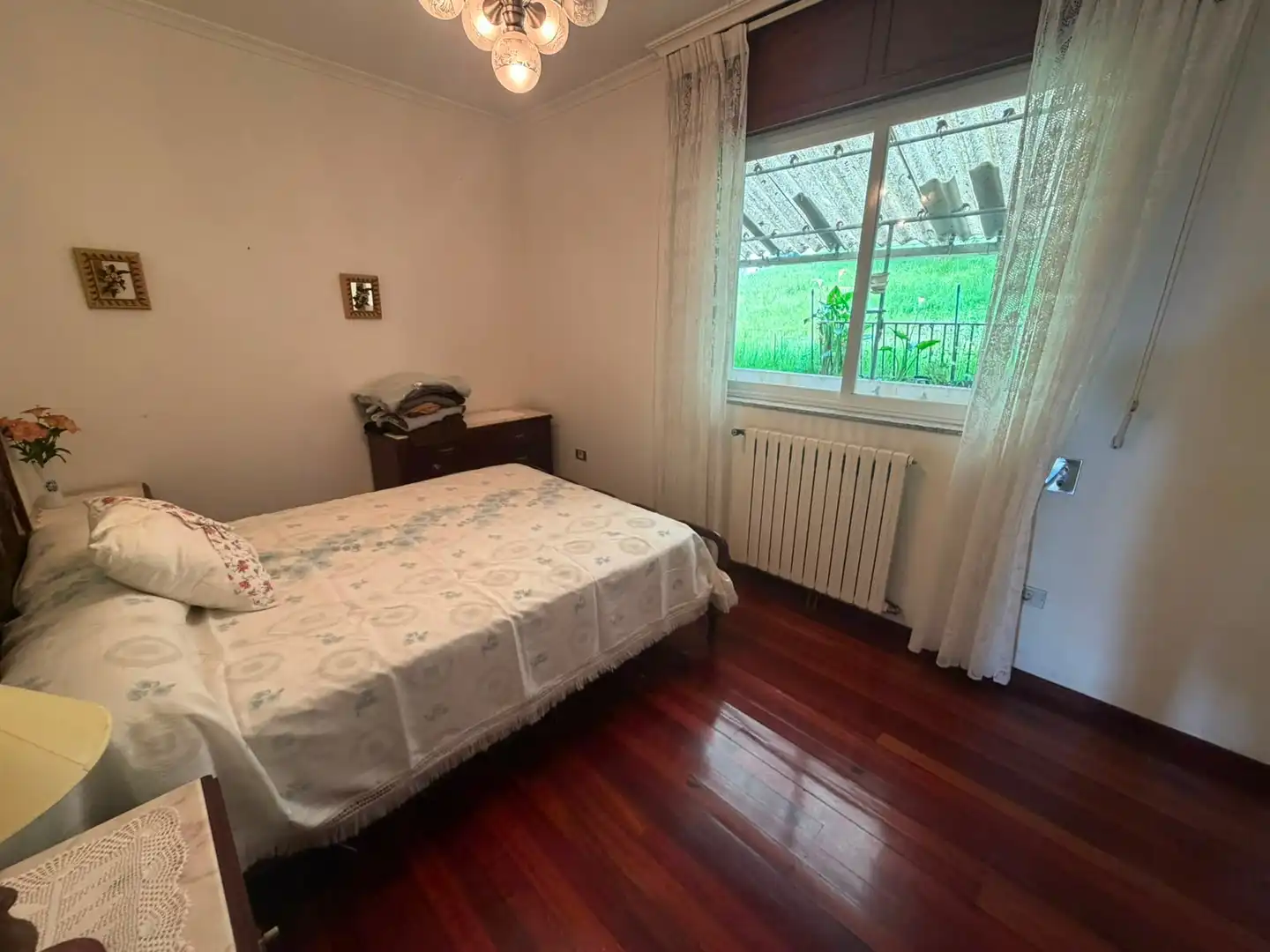 Habitación de Casa adosada en venta en Neda con Terraza y Amueblado
