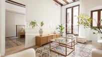 Sala d'estar de Pis en venda en  Barcelona Capital amb Aire condicionat, Calefacció i Moblat