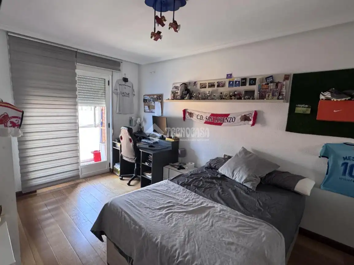 Schlafzimmer von Gebäude zum Verkauf in Villaquilambre
