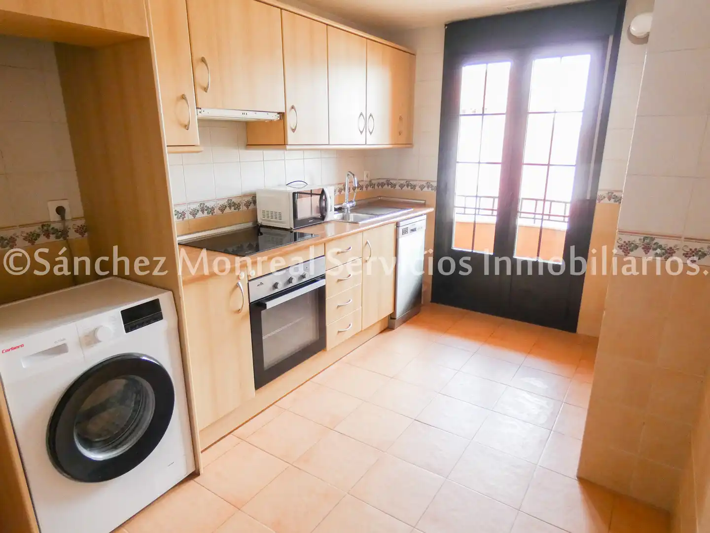 Cocina de Piso en venta en Alcázar de San Juan con Calefacción, Horno y Balcón