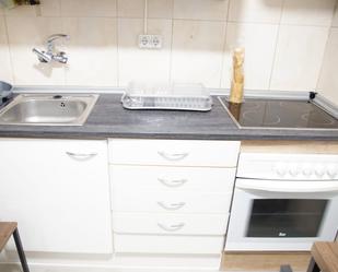 Kitchen of Flat for sale in  Zaragoza Capital  with Air Conditioner, Heating and Parquet flooring