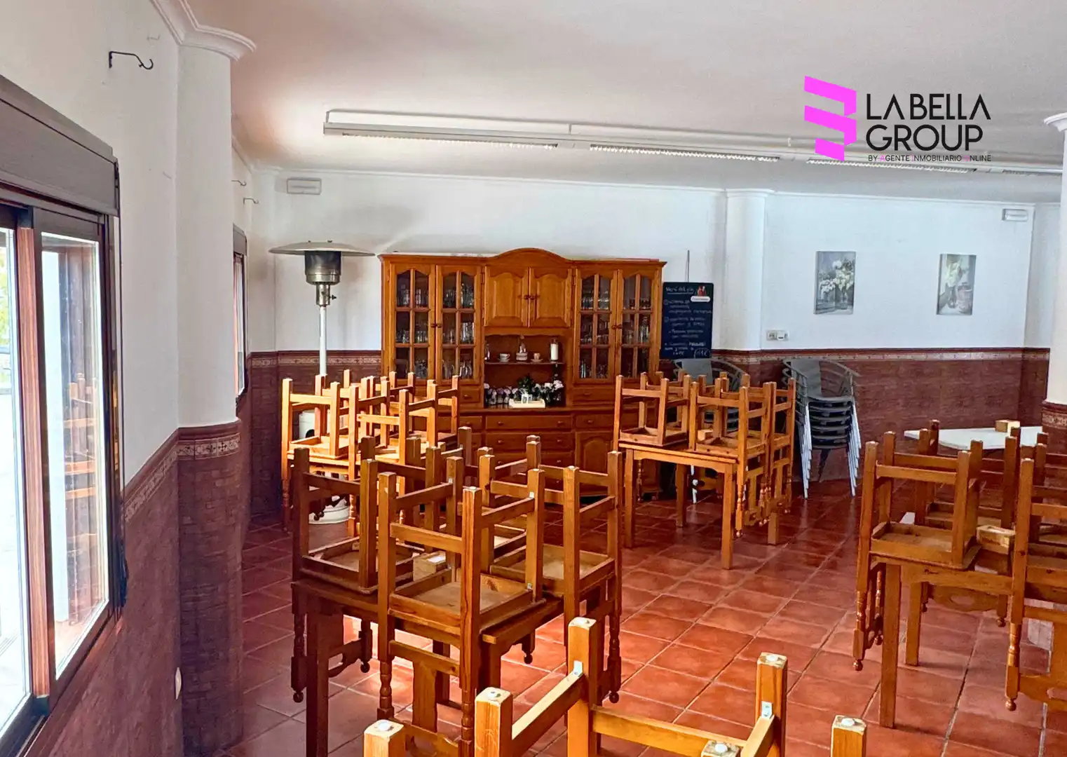 Buildings for sale in Villanueva de San Juan