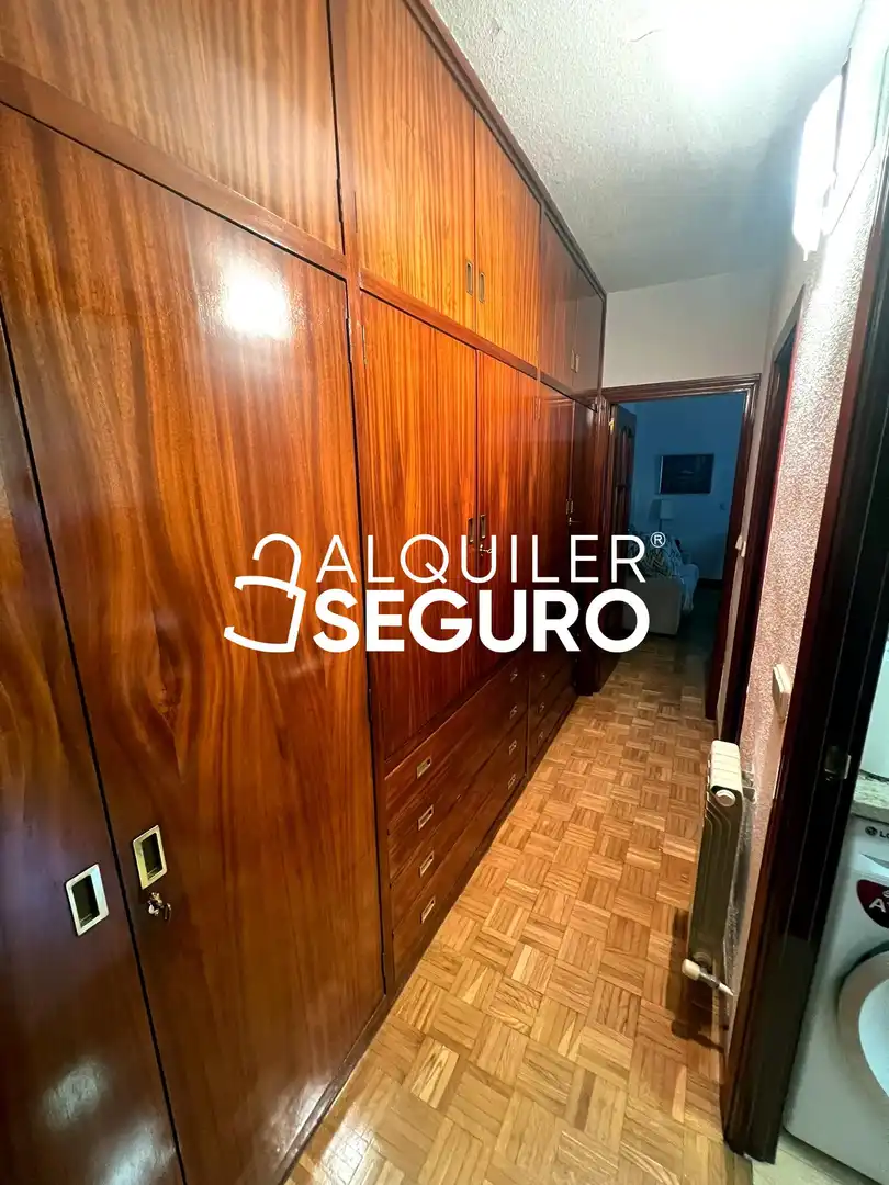 Bedroom of Flat for rent in Ciudad Lineal