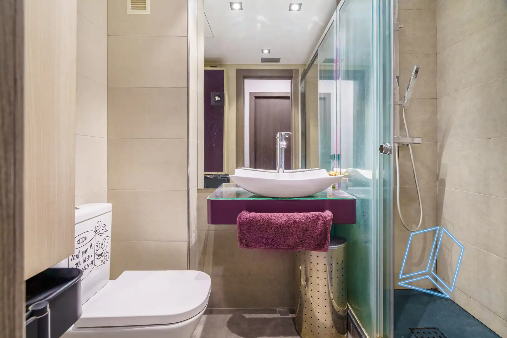 Bathroom of Flat for sale in Barcelona  with Heating and Balcony