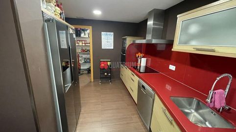 Foto 5 de Piso en venta en Avenida Rosalía de Castro, O Milladoiro, Ames