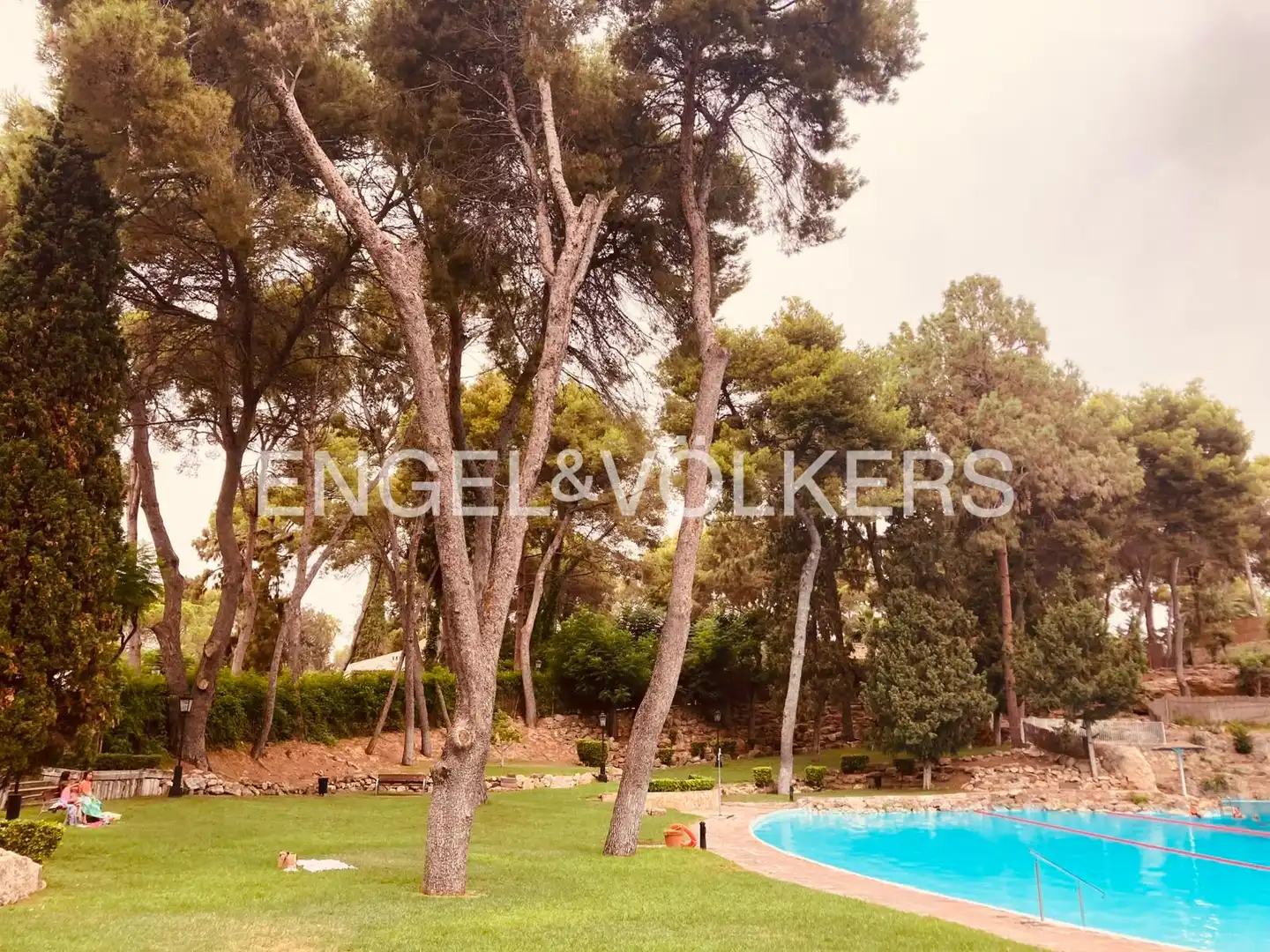 Piscina de Casa o chalet de alquiler en Rocafort con Aire acondicionado, Calefacción y Jardín privado