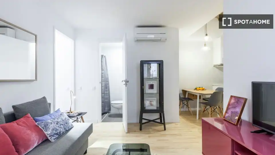 Flat with terrace to rent in Ciutat Vella, imagen 10