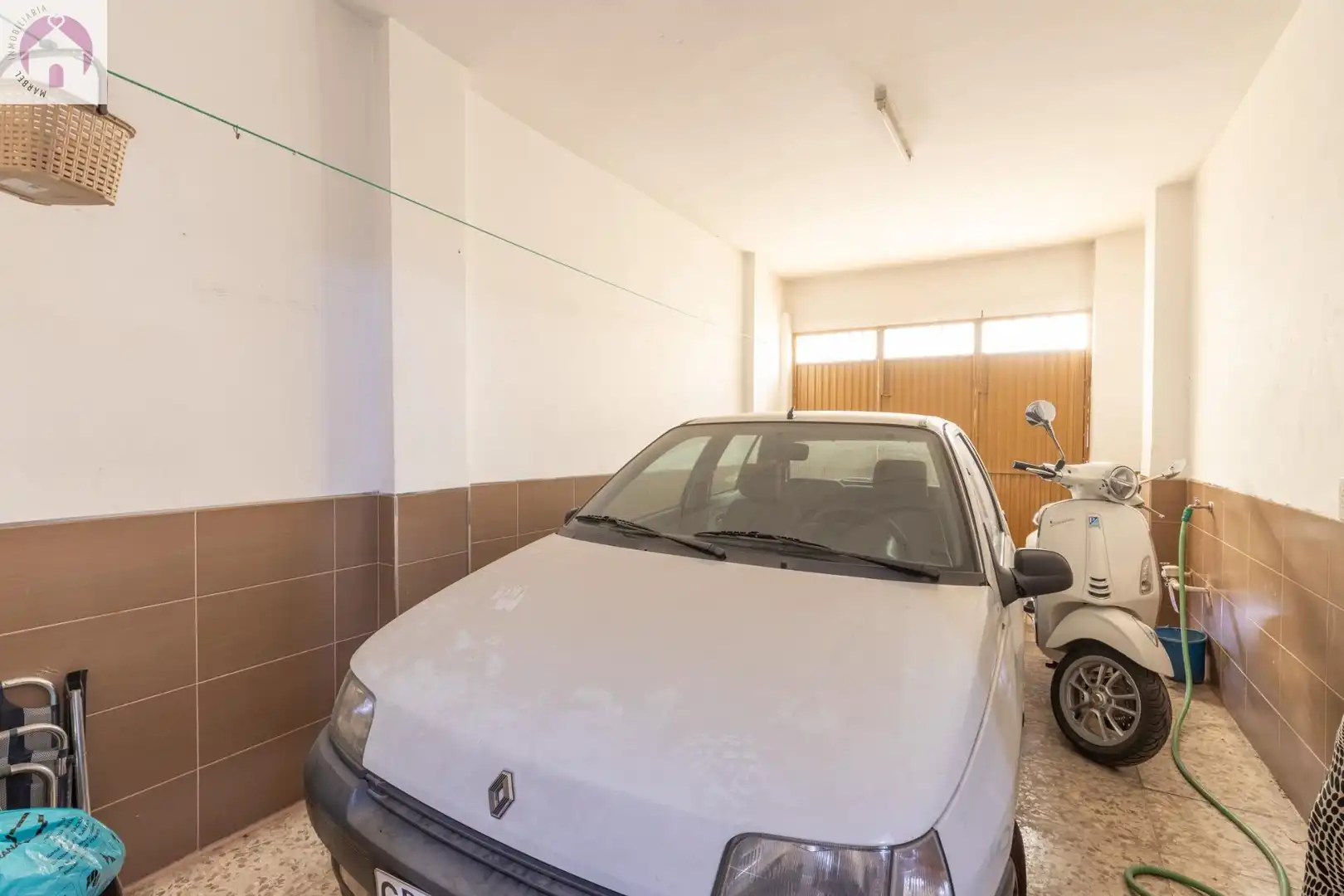 Parking de Casa adosada en venta en Maracena con Aire acondicionado, Calefacción y Terraza