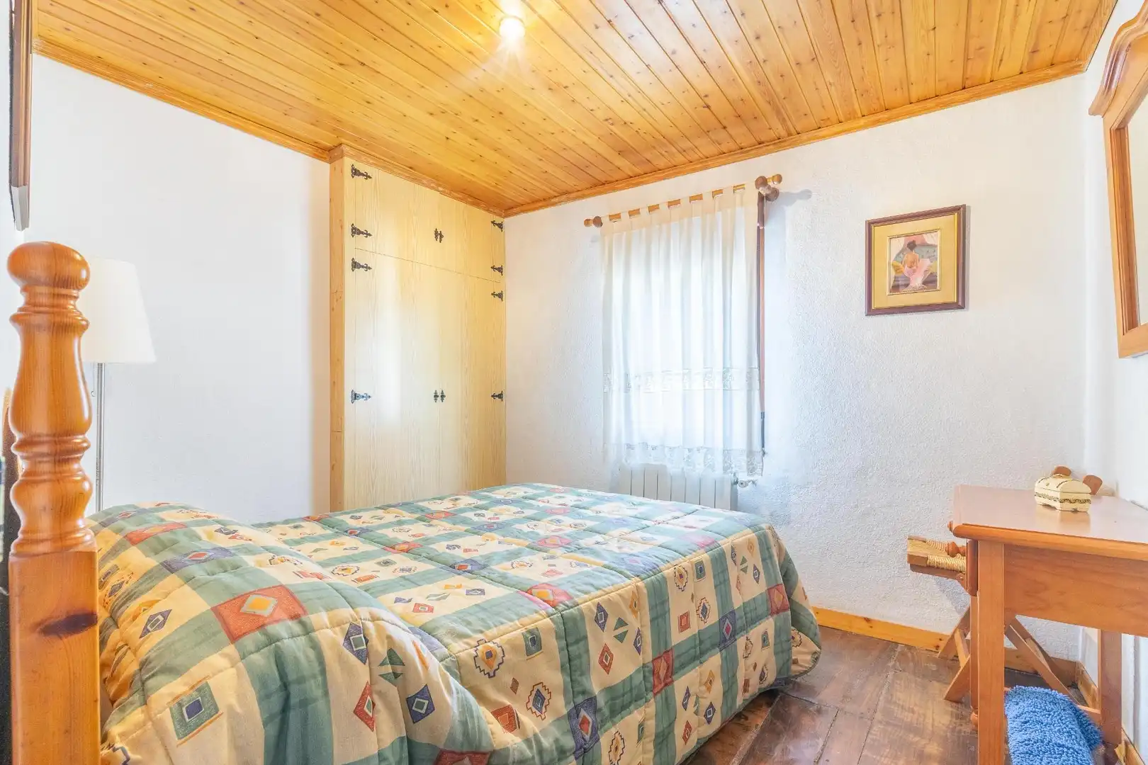 Dormitori de Casa o xalet en venda en Ribera de Arriba amb Calefacció, Jardí privat i Terrassa