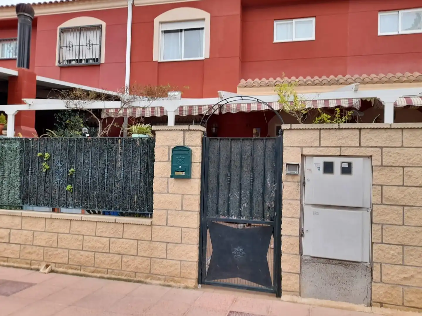 Adossat amb jardí en venda a Calle VIRGEN DE LA ESTRELLA, imagen 2