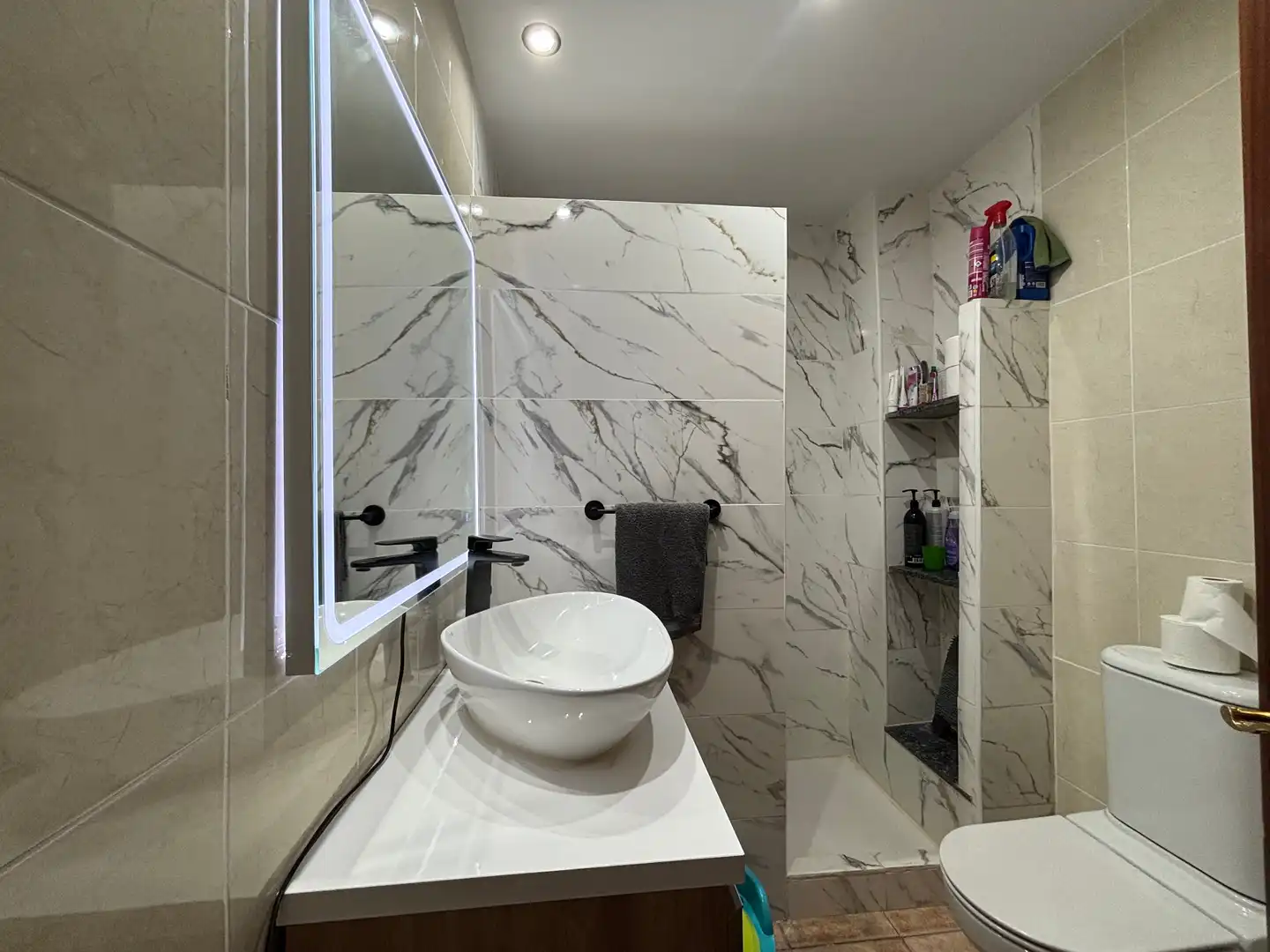 Bathroom of Duplexes for sale in Teror  with Storage room and Furnished