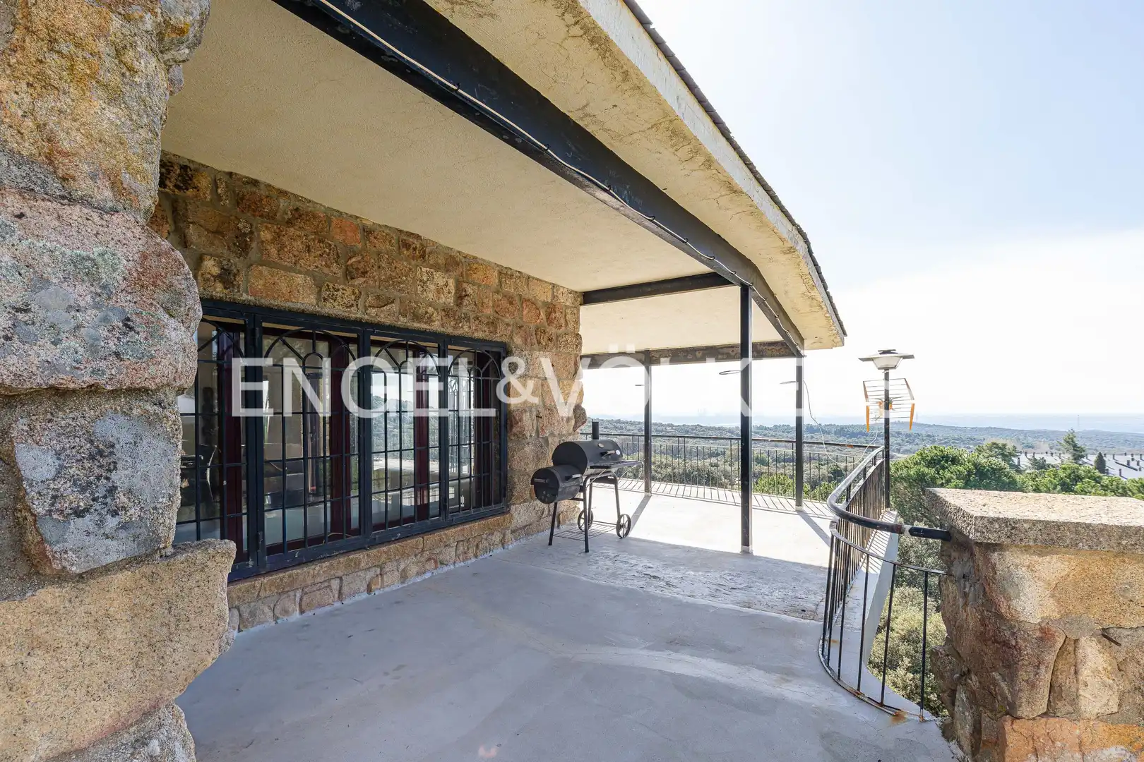 Terrace of Houses for sale in Hoyo de Manzanares  with Air Conditioner, Heating and Private garden